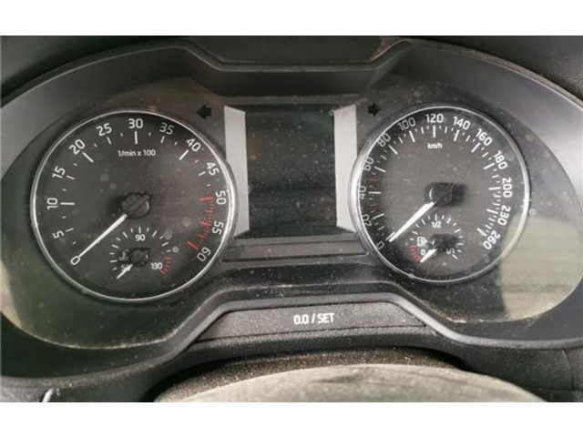 Панель приборов    Skoda Octavia Mk3 (5E)       
