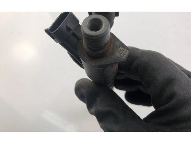 Форсунка 31303238    Volvo V70   