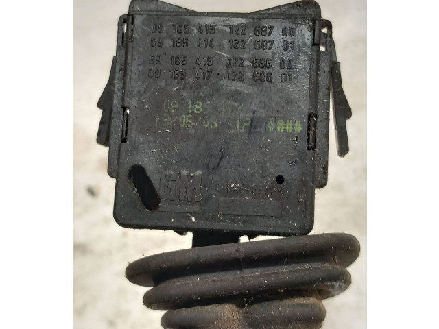 Ручка стеклоочистителей 09185415, 09185414 Opel Combo C