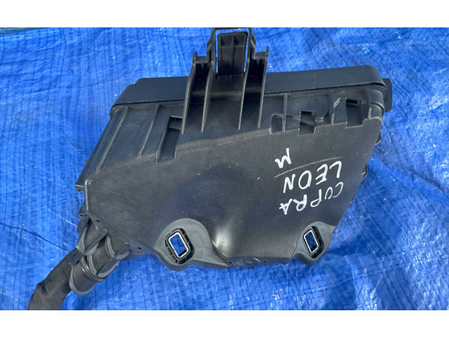 Блок предохранителей  5WA937132A   Cupra Leon    