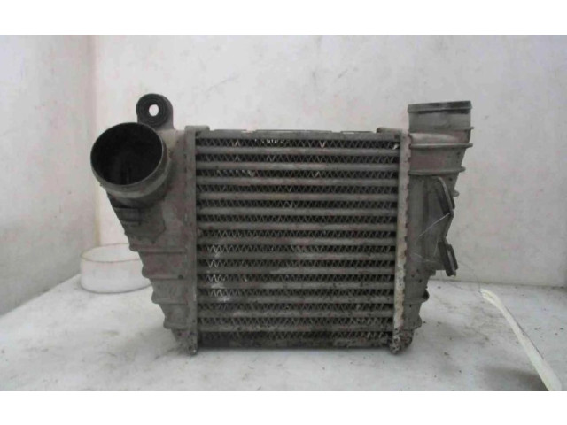 Интеркулер  1J0145805, 1J0145805   Volkswagen Bora 