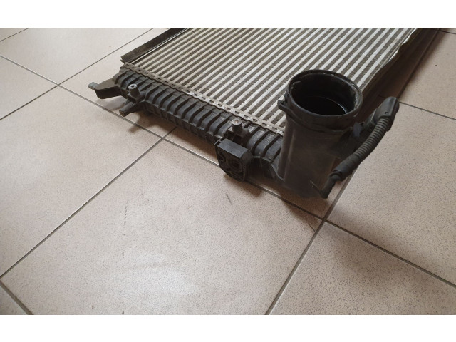 Интеркулер 8ML376746151 Volkswagen Caddy