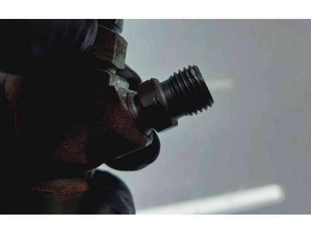 Форсунка 03L130277J    Skoda Superb B6 (3T)   