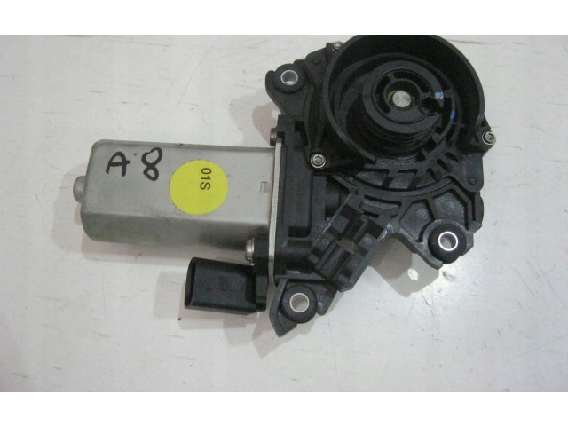 Zámek zadních dveří Audi A8 S8 D4 4H 2013