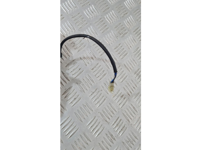 Моторчик заднего дворника     Daihatsu Feroza