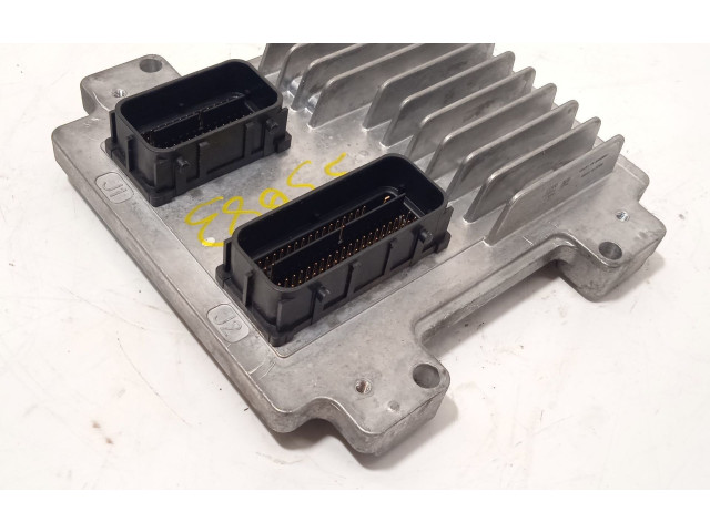 Блок управления двигателя 12659379   Opel Meriva B