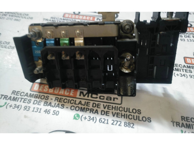   Pojistková skříňka A2465400950   Mercedes-Benz GLA W156 2013