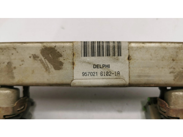 Vstřikovač 95702161021A Saab 9-7X pro benzínový motor 4.2