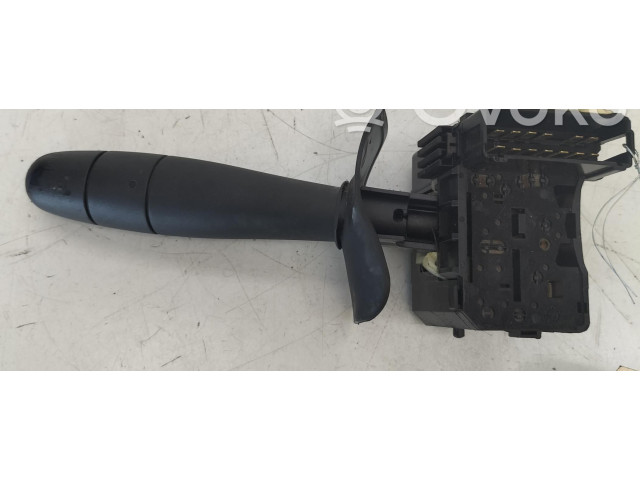 Ручка стеклоочистителей 6001548107 Dacia Logan I