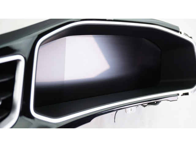 Přístrojová deska  Volkswagen T-Roc 2023 2GJ920310B, 2GA819703  