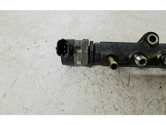 Топливная рампа 0445215023, 30757146   Volvo V70  