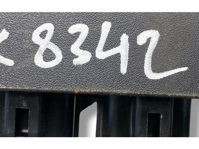 Блок предохранителей 518992102, AW9314A073AD Jaguar XJ X351