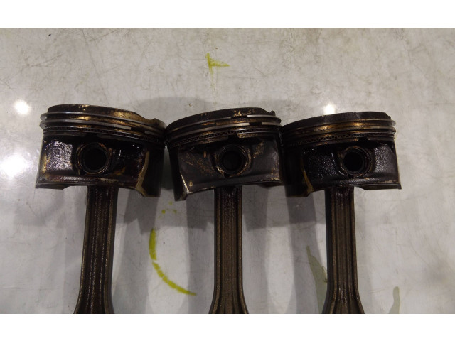 Поршень CGPA Skoda Fabia Mk2 (5J)