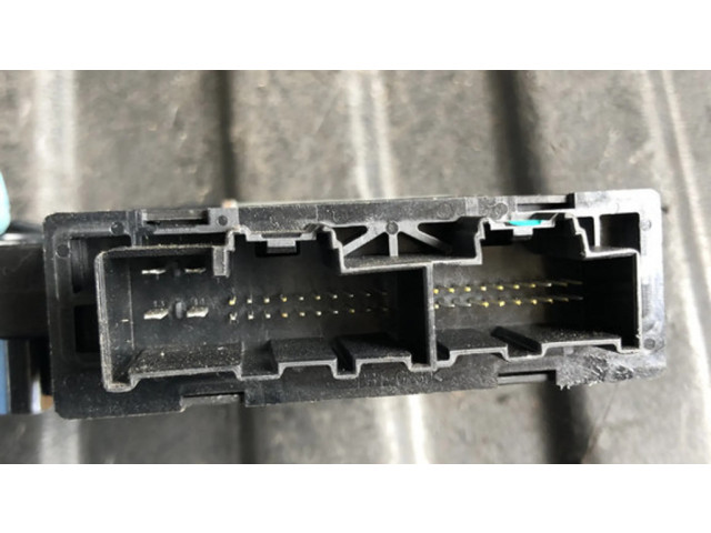 Передний двигатель механизма для подъема окон