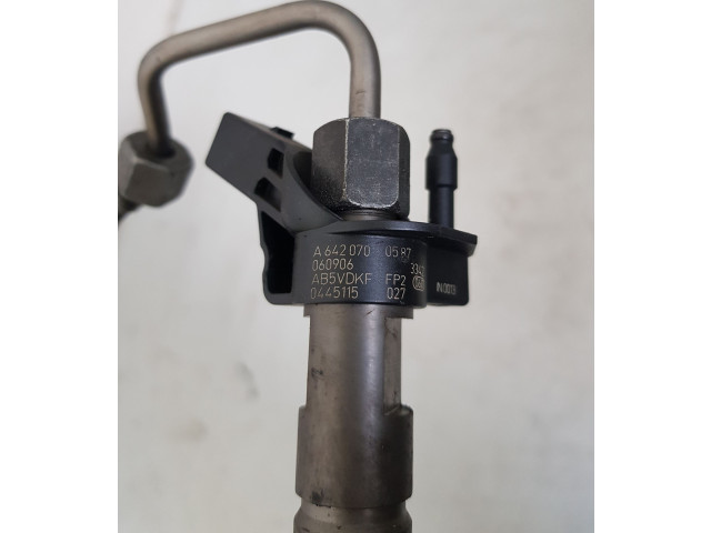 Форсунка A6420700587, 0445115027    Chrysler 300 - 300C для дизельного двигателя  3