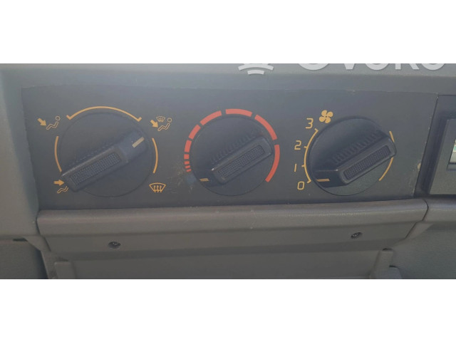 Блок управления климат-контролем    Renault Clio I