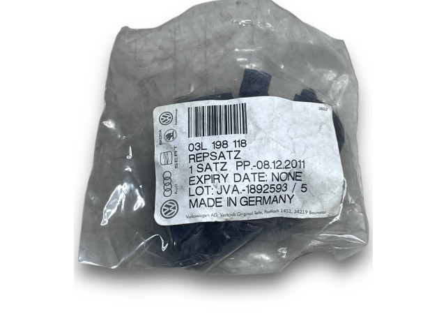 Блок управления двигателем ECU 03L198118 Audi Q3 8U