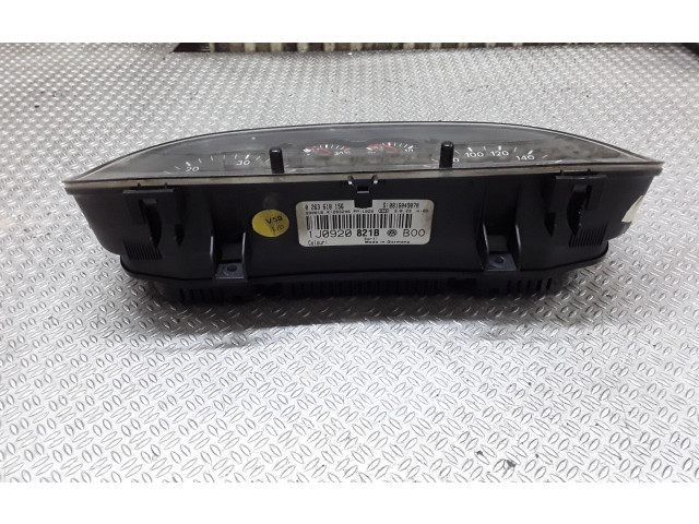 Панель приборов 1J0920821B   Volkswagen Bora       