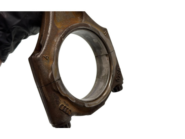 Píst 079B Audi A8 S8 D4 4H