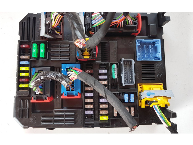 Блок предохранителей 9846483980, 93420 Peugeot 2008 II