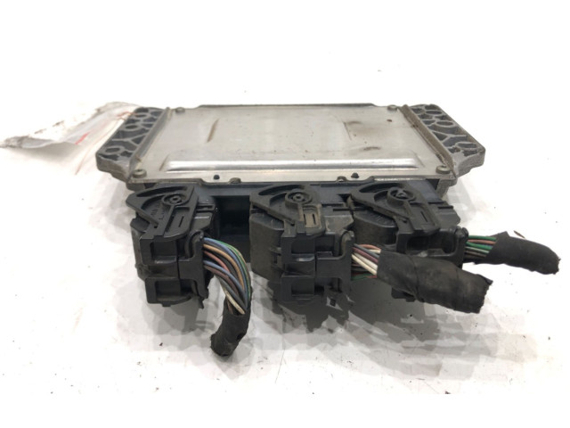 Блок управления двигателем Блок управления 8200240487, M000T45171ZT Dacia Logan I