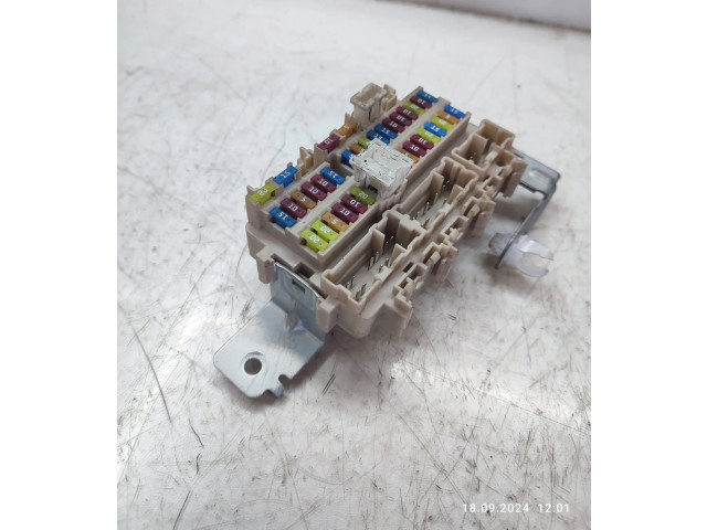 Pojistková skříňka Nissan X-Trail T32 2016