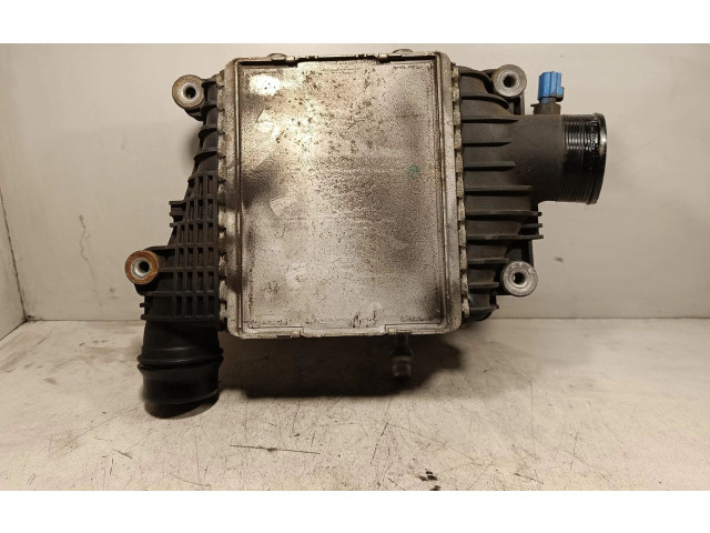 Интеркулер GX736K775AC Jaguar XE