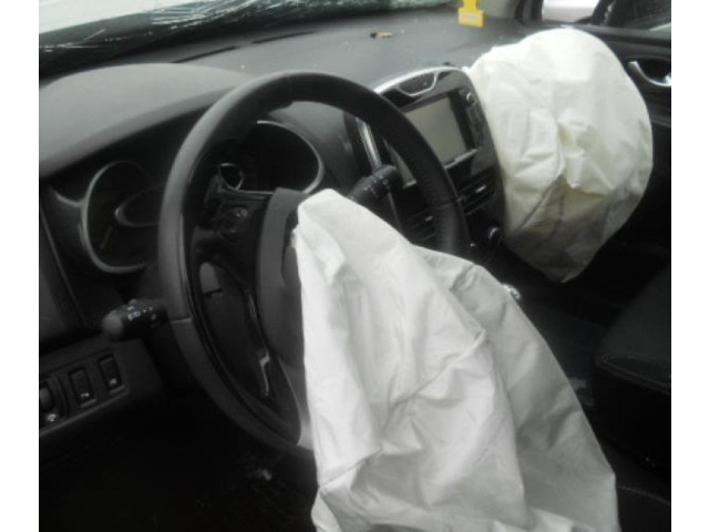 Блок АБС 476607745R   Renault  Clio IV  2012 -  года