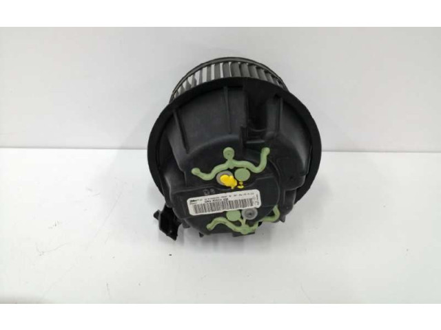 Вентилятор печки    N106609Z, N106415P   Dacia Duster