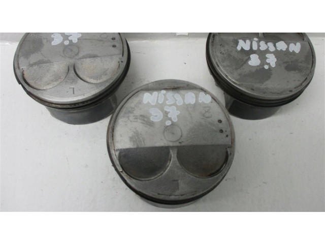 Píst Nissan 370Z