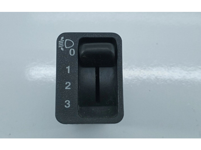 Панель приборов    Rover 25       