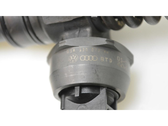 Форсунка 038130073AG Skoda Octavia Mk2 (1Z) BKC,BJB,BXE,BLS