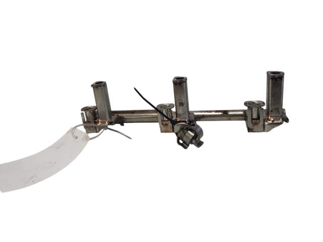 Топливная рампа FX239G802AC, 026155517   Jaguar F-Pace   для двигателя 306PS