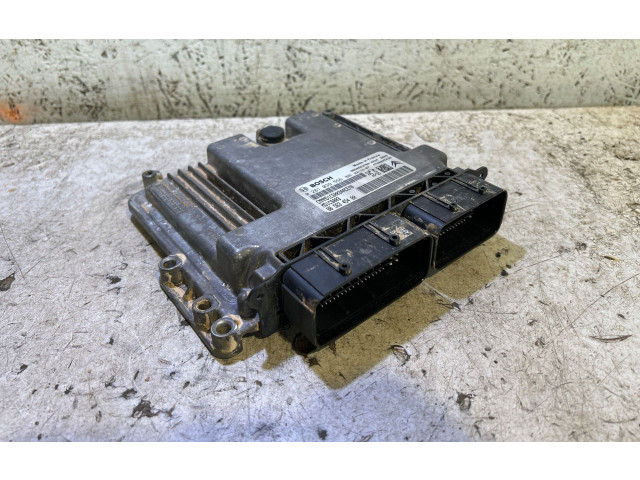 Блок управления двигателя 9850563780, 9856345480   Peugeot Partner III