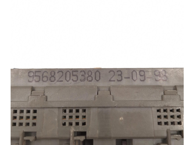   Pojistková skříňka 9568205380   Citroen Berlingo 1996