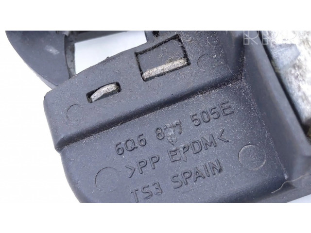 Zámek zadních dveří 6Q6827505E Volkswagen Cross Polo 2010