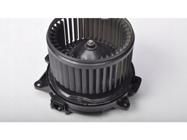Вентилятор печки       Maserati Levante