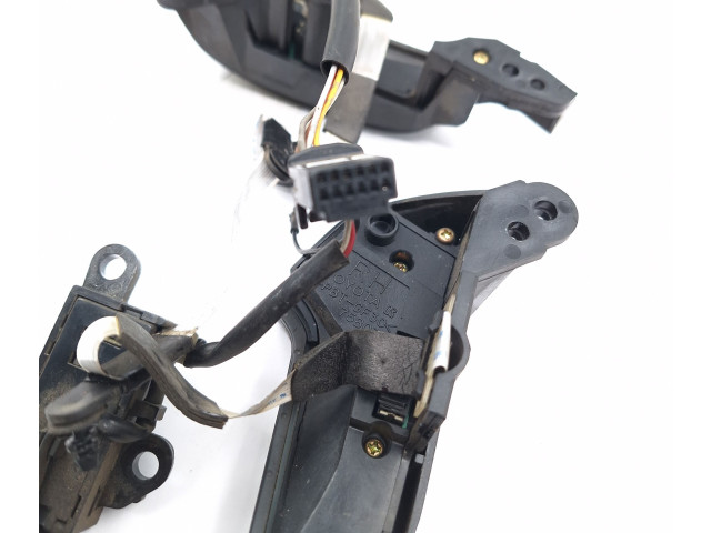 Volant Toyota Avensis T250 2004 75B070