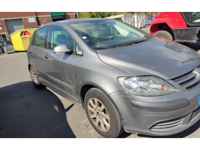 Зеркало электрическое Volkswagen Golf Plus 2005 - 2013 года