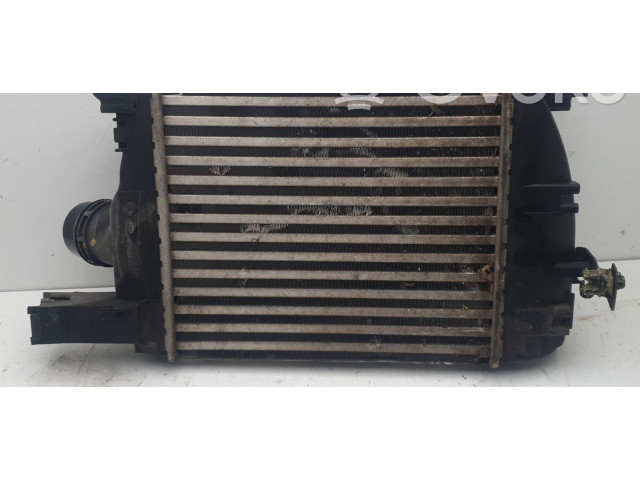 Интеркулер Dacia Sandero