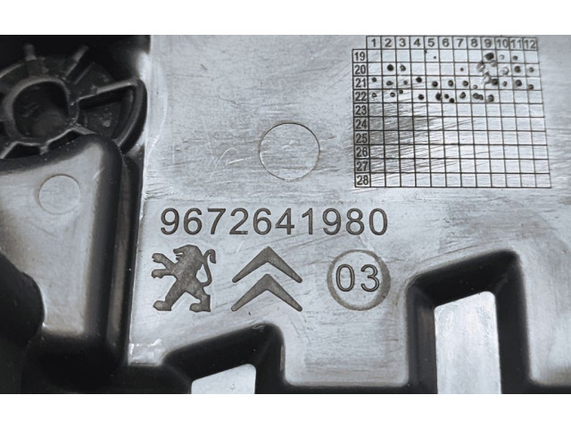 Блок предохранителей 9672641980   Peugeot 2008 II    