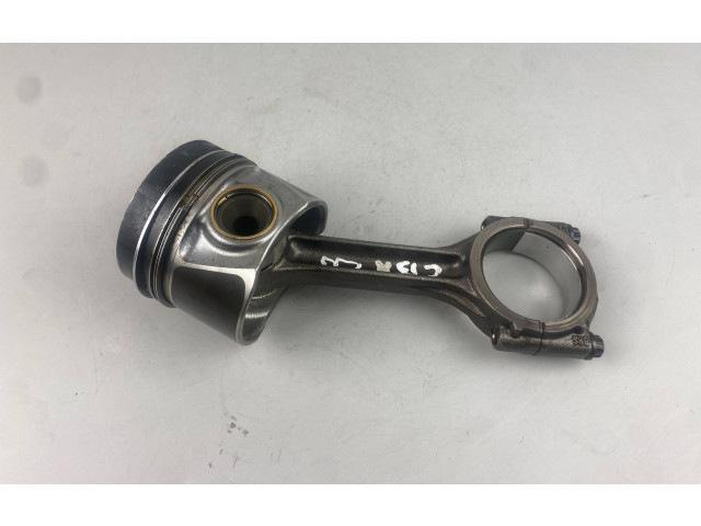 Поршень с шатуном    04LA, 011A   Volkswagen Golf VII