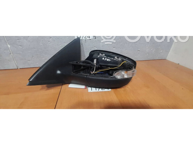 Зеркало электрическое Skoda Fabia Mk3 (NJ) 2015 - 2021 года