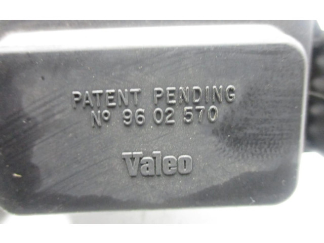 Моторчик заднего дворника 9602570    Jeep Cherokee III KJ