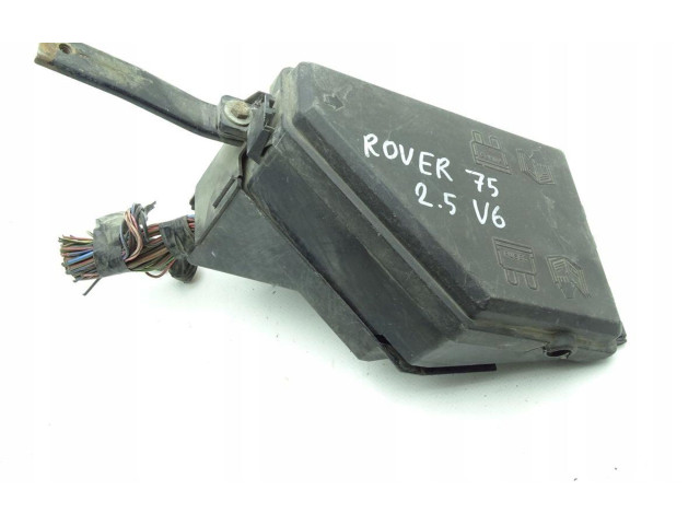 Блок предохранителей YQE103111 Rover 75