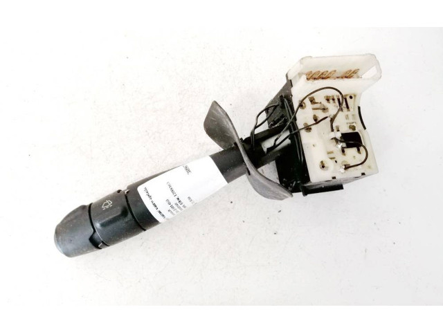 Ручка стеклоочистителей Renault Clio II