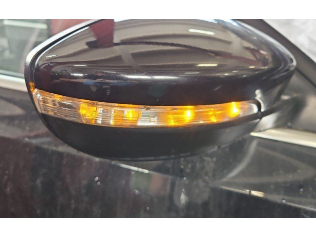 Зеркало электрическое Volkswagen Jetta VI 2011 - 2018 года