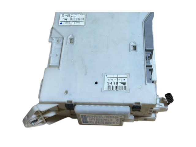 Блок предохранителей 8273053050, 6G250440 Lexus IS 220D-250-350