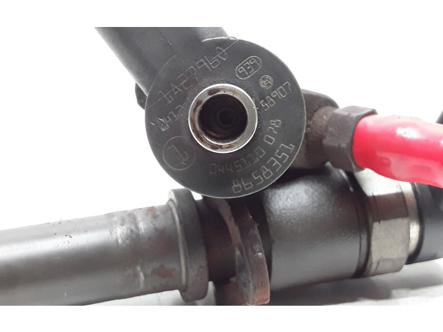 Форсунка 8658351, 0445110078    Volvo XC90   