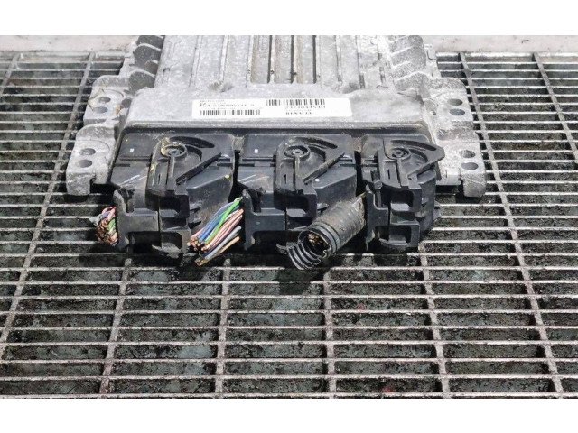 Блок управления двигателя S180095134A, 237102259R Dacia Duster